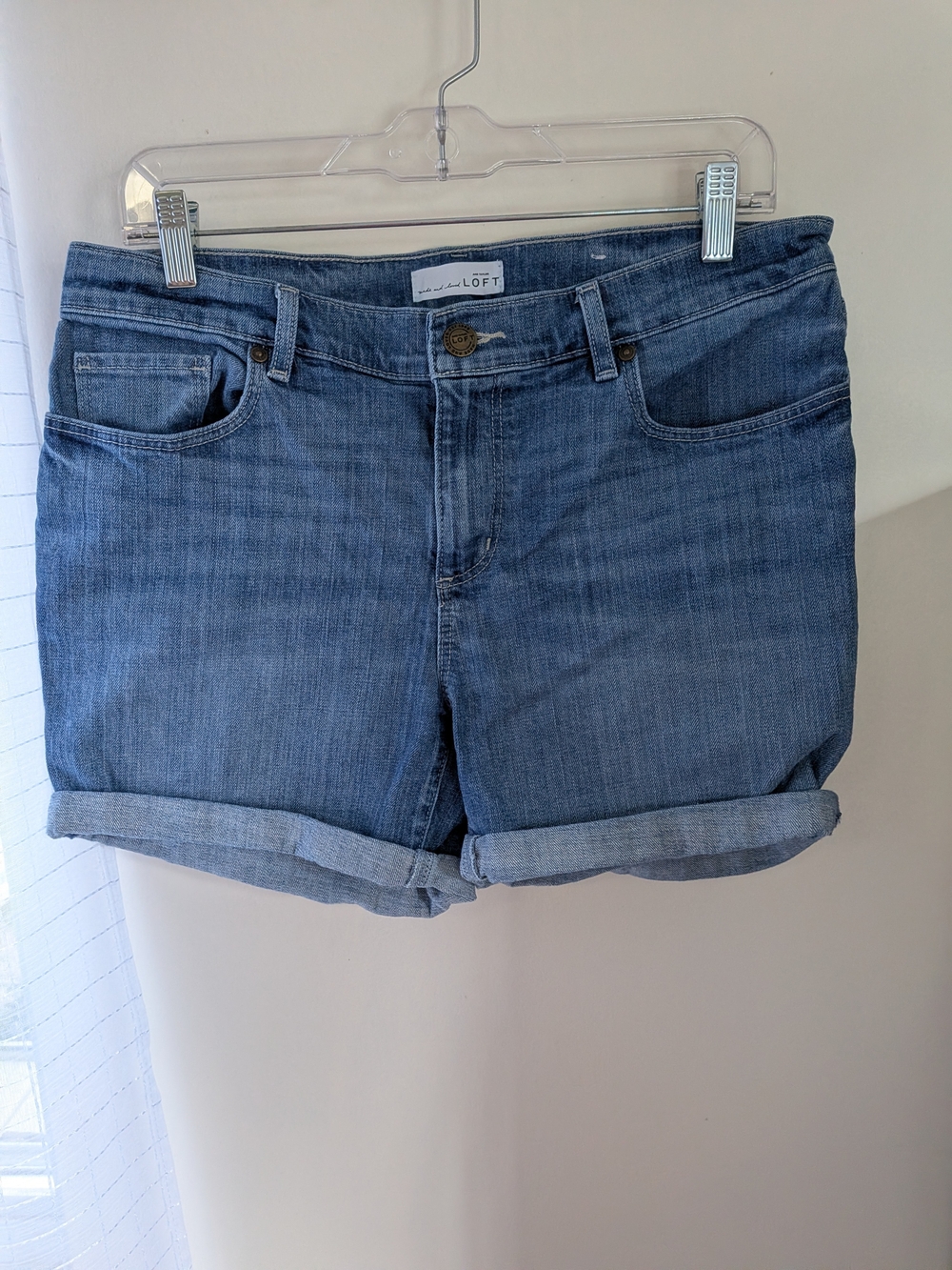 LOFT Women's Light Blue Denim Roll-Cuff Shorts